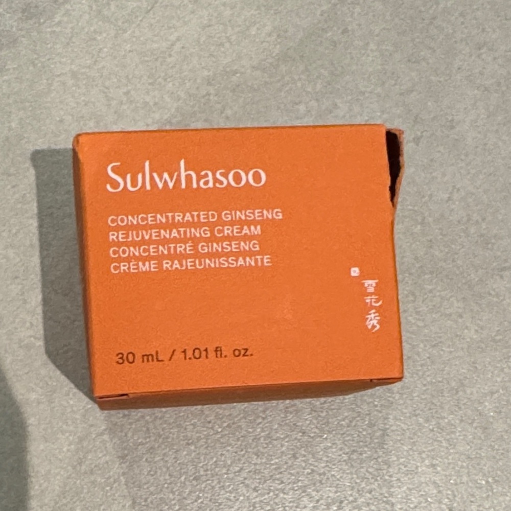 Sulwhasoo Ginseng Rejuvenating Cream brand new 30ml